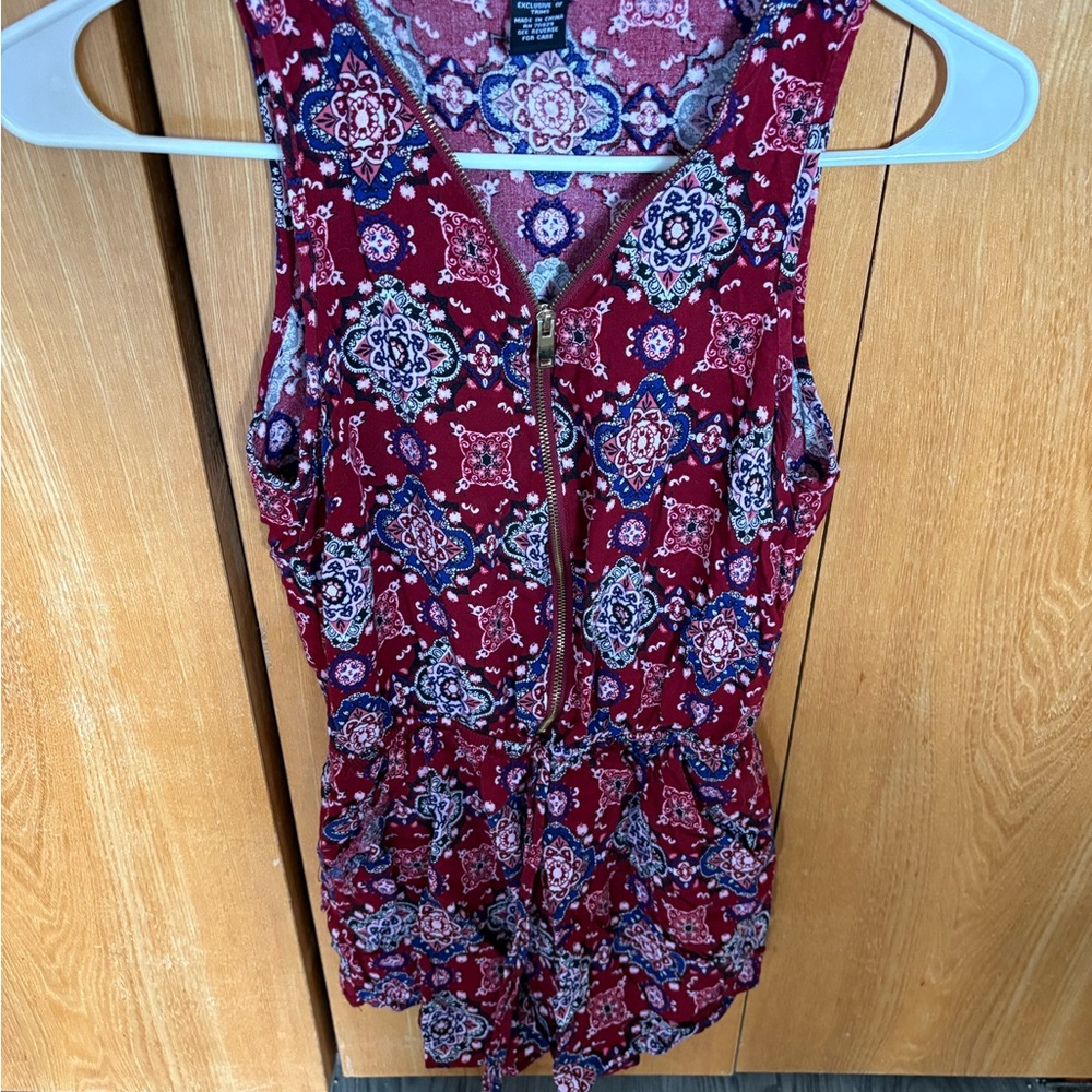 Floral Sleeveless Romper with Zipper